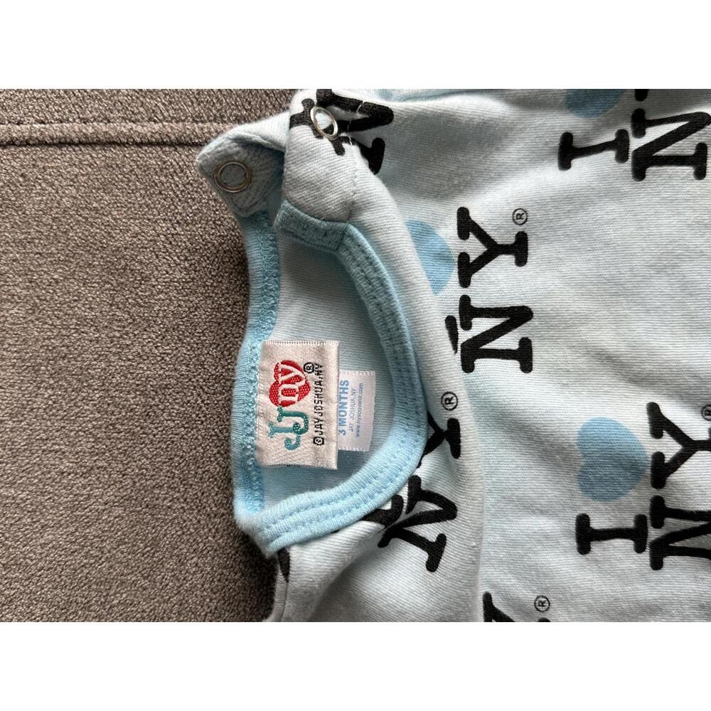 SOLD Vintage Baby Clothing Bundle - Picture 8 of 10